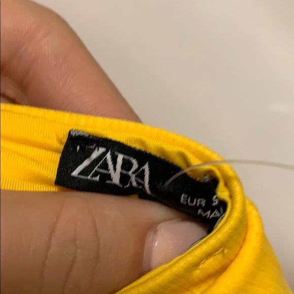 Yellow bodysuit - Picture 4 of 4